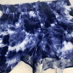 New Look blue tie dye shorts size 3X